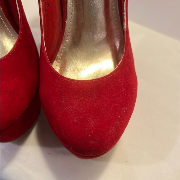 Red Stiletto Heels with Metallic Detail - Picture 3 of 12